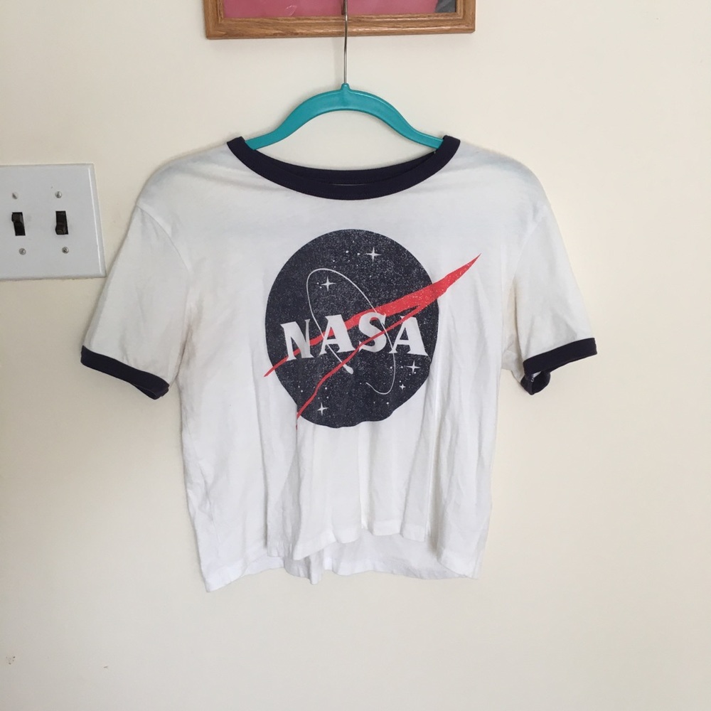 Forever 21 NASA Cropped Tee Large
